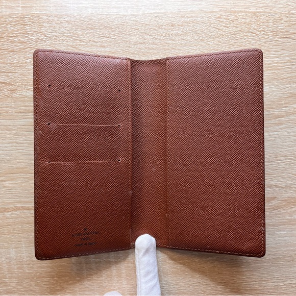 Louis Vuitton Monogram Brown Bifold Wallet/Organizer - Picture 4 of 15
